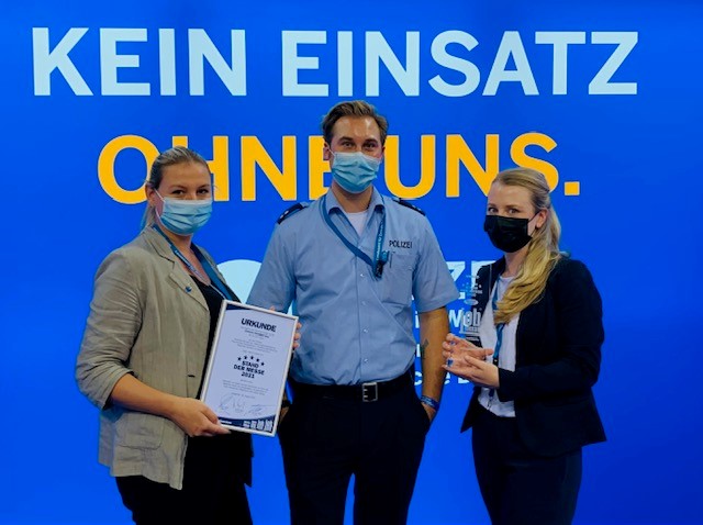 Das LZPD NRW-Team mit Urkunde und Award der Jobmesse