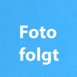 Die Wörter "Foto folgt" in weißer Schrift auf blauem Grund