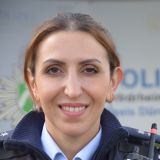 Bezirksdienstbeamtin für den Bezirk 9, Narjiss Addou